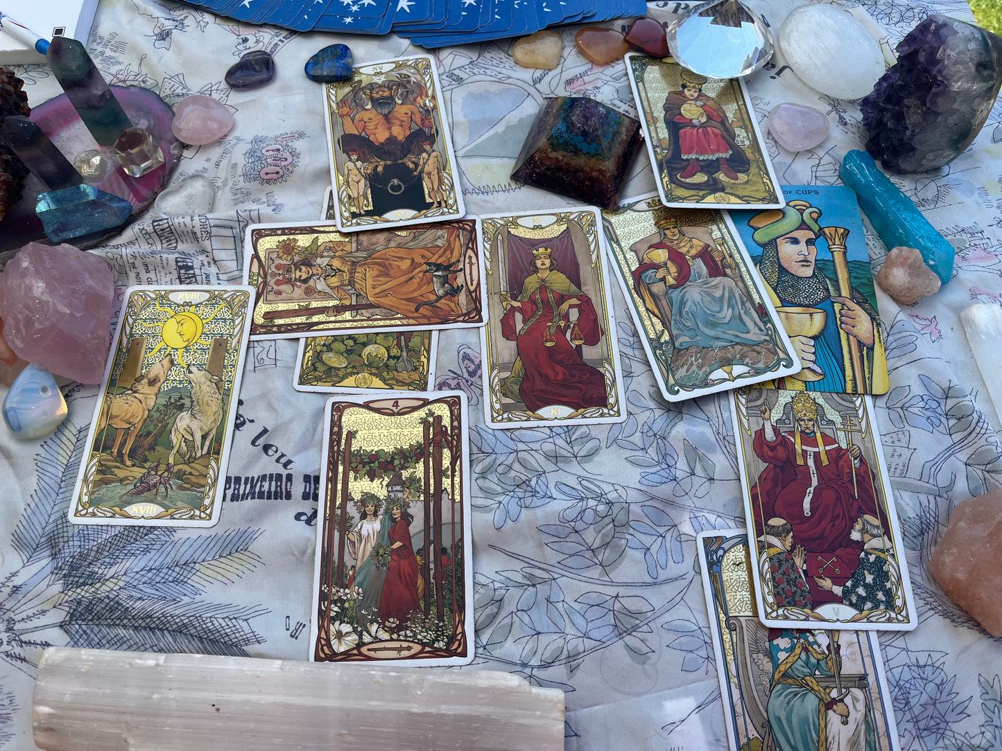 One hour Tarot Reading